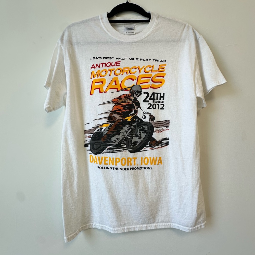 Gildan Antique White Short Sleeve Tees